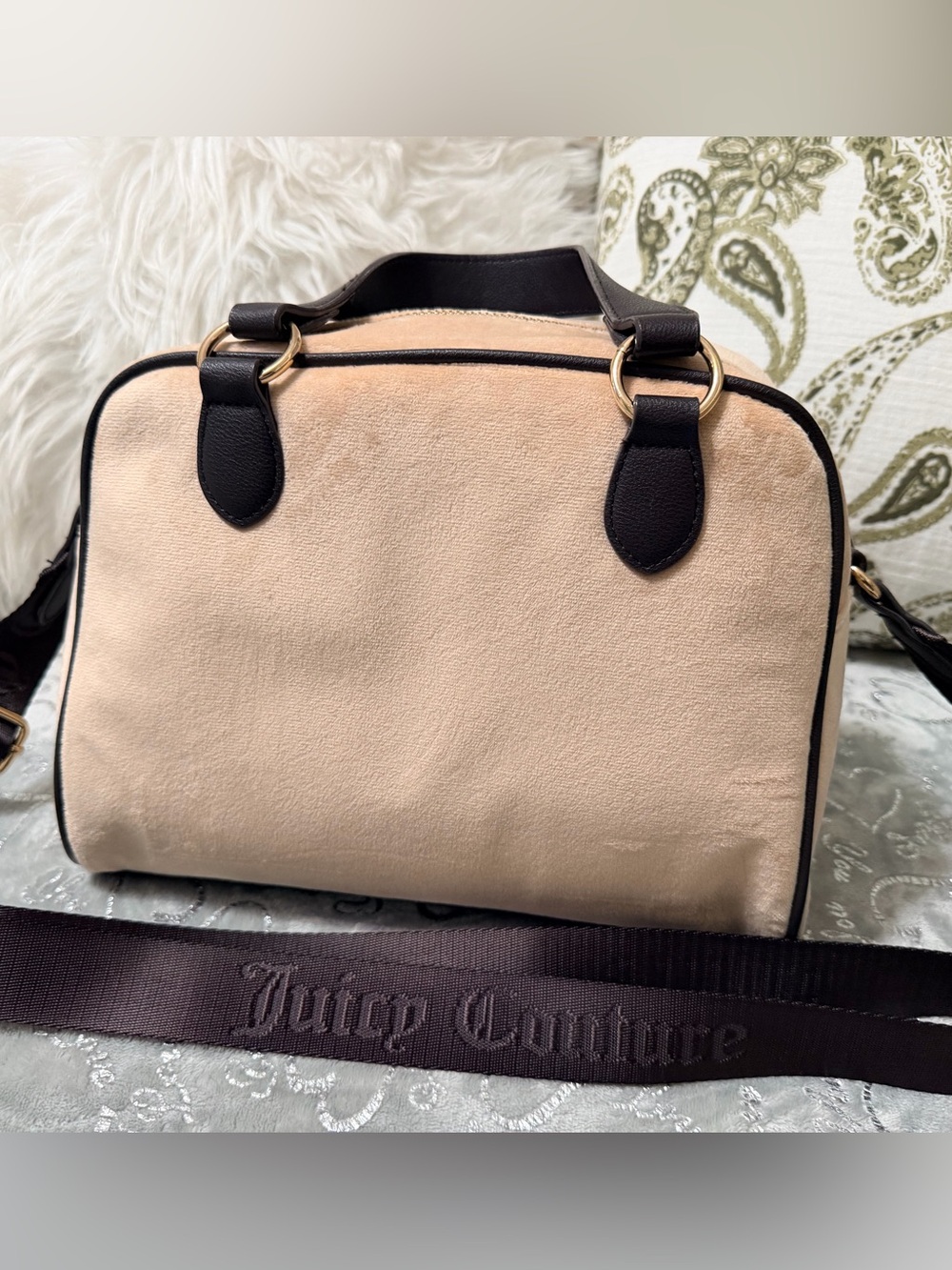 NWT: Juicy Couture Beige Suede Logo Shoulder Bag with Dark Brown Trim w/ Charm - Picture 2 of 5